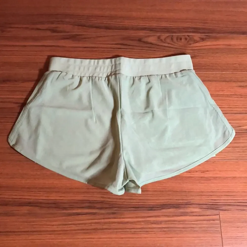 NEW Ruzixt Two Layered Mesh Workout Shorts Green Size Medium